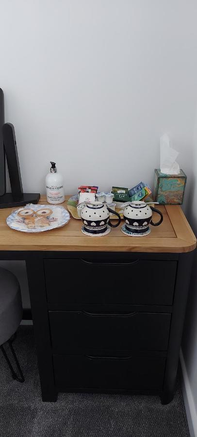 Trentham House Bed & Breakfast Пейнтън Екстериор снимка