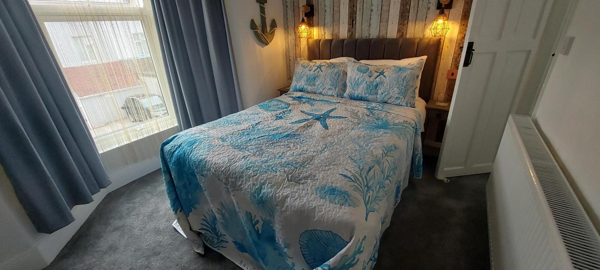 Trentham House Bed & Breakfast Пейнтън Екстериор снимка